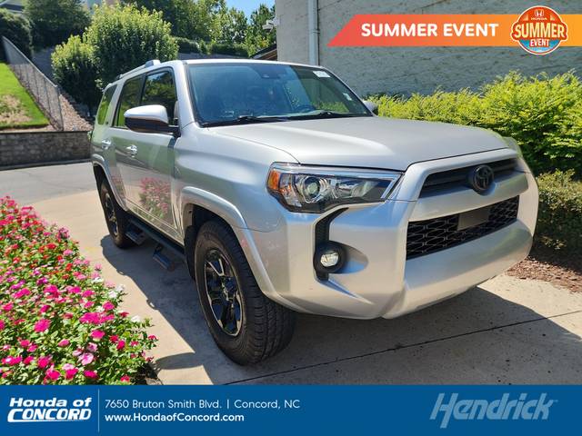 2022 Toyota 4Runner SR5 RWD photo