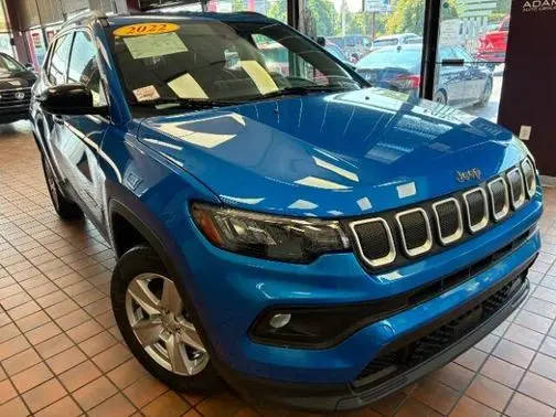 2022 Jeep Compass Latitude 4WD photo