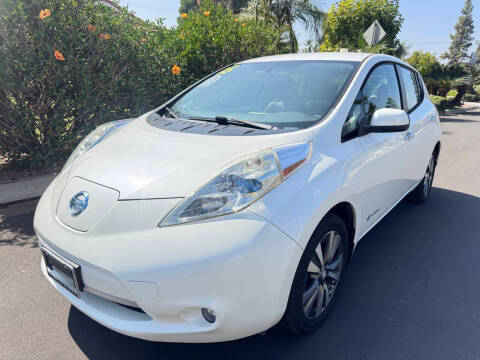 2015 Nissan Leaf SL FWD photo