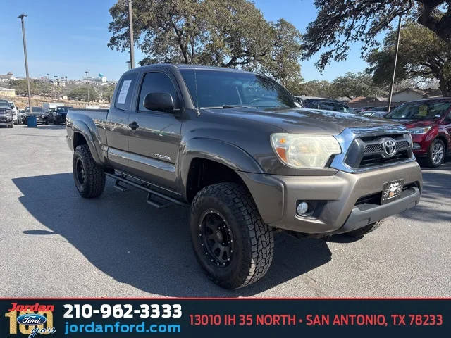 2015 Toyota Tacoma  4WD photo