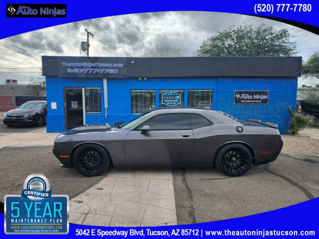 2015 Dodge Challenger SXT RWD photo