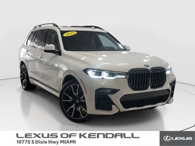 2022 BMW X7 xDrive40i AWD photo