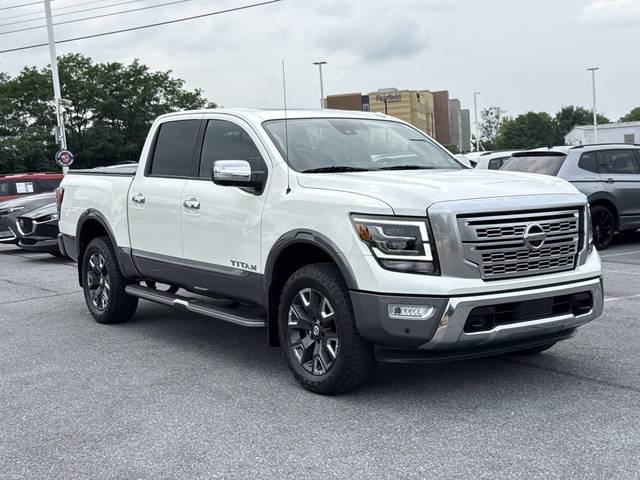 2021 Nissan Titan Platinum Reserve 4WD photo