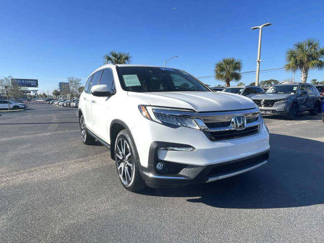 2022 Honda Pilot Touring 8-Passenger FWD photo