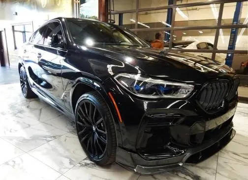 2022 BMW X6 M50i AWD photo