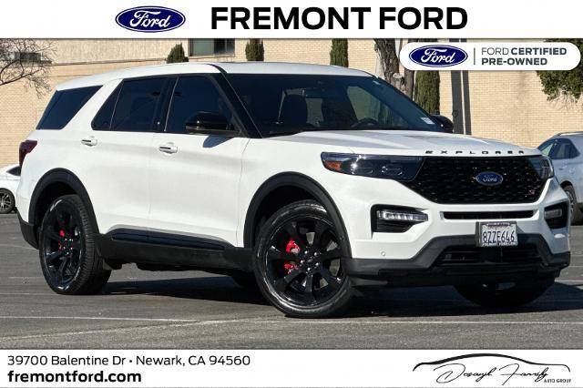 2022 Ford Explorer ST 4WD photo