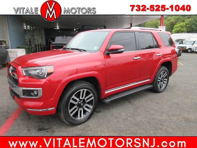 2022 Toyota 4Runner Limited 4WD photo