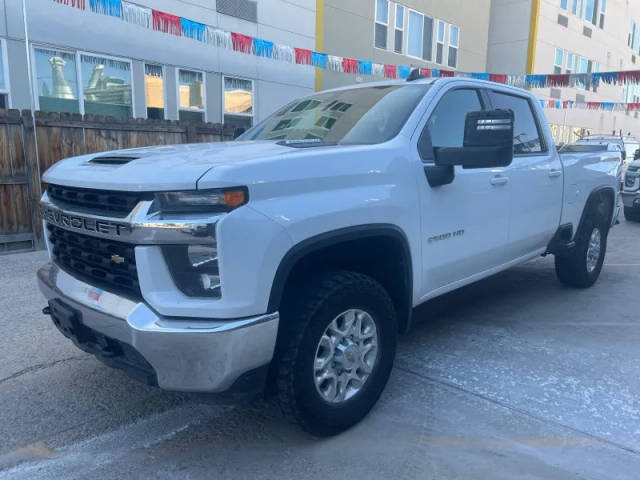 2022 Chevrolet Silverado 2500HD LT 4WD photo
