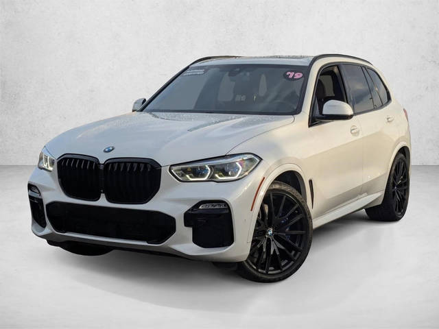 2019 BMW X5 xDrive50i AWD photo
