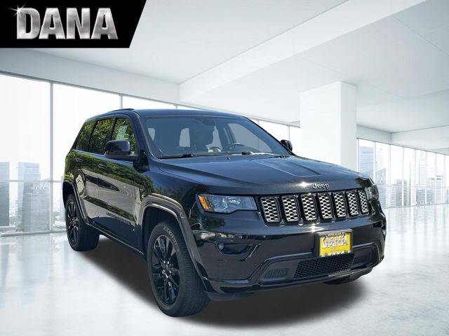 2022 Jeep Grand Cherokee Laredo X 4WD photo