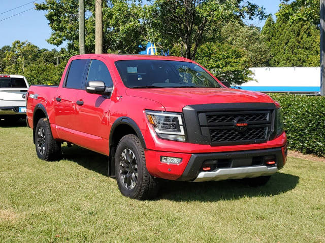 2021 Nissan Titan PRO-4X 4WD photo