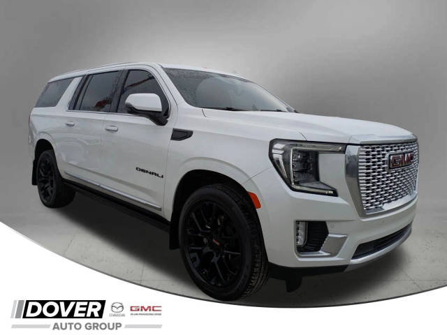 2022 GMC Yukon XL Denali 4WD photo