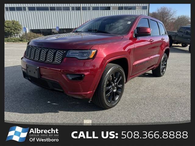 2022 Jeep Grand Cherokee Laredo X 4WD photo
