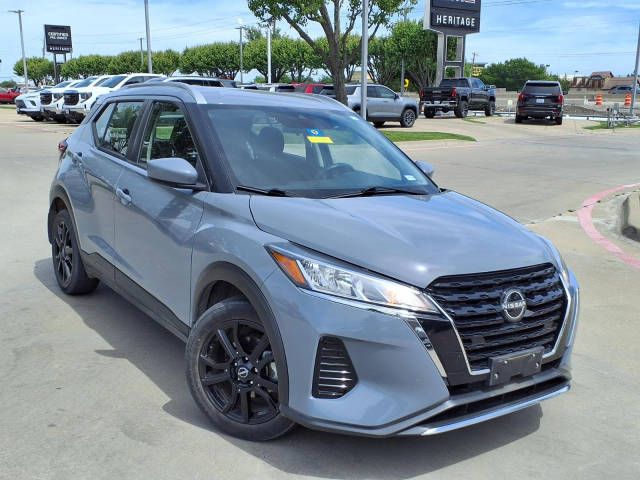 2022 Nissan Kicks SV FWD photo