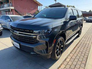 2022 Chevrolet Suburban RST RWD photo