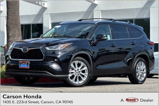 2022 Toyota Highlander Limited AWD photo