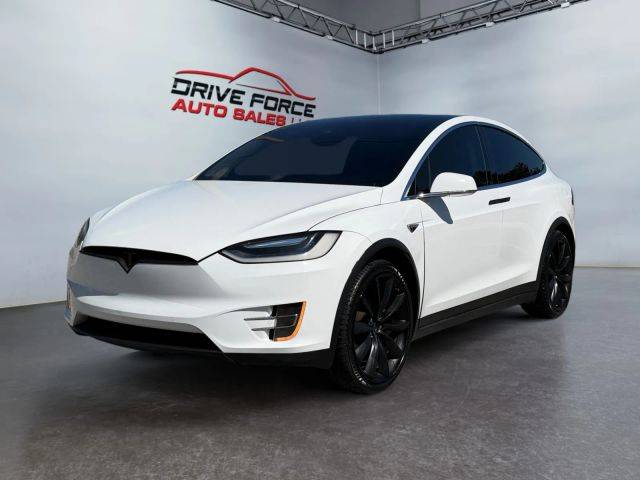 2016 Tesla Model X 90D AWD photo