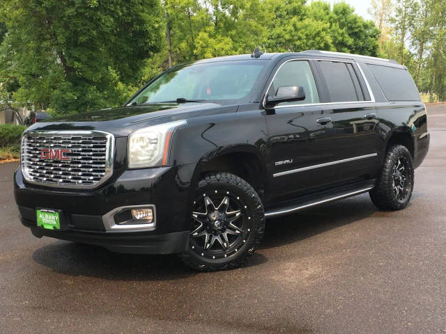 2020 GMC Yukon XL Denali 4WD photo