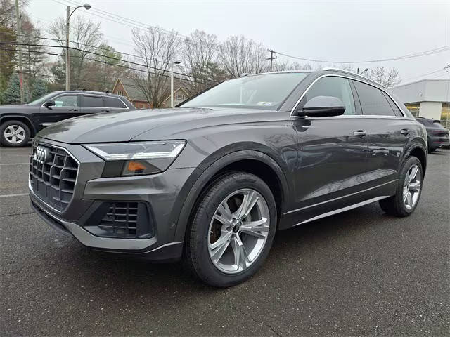 2022 Audi Q8 Premium Plus AWD photo