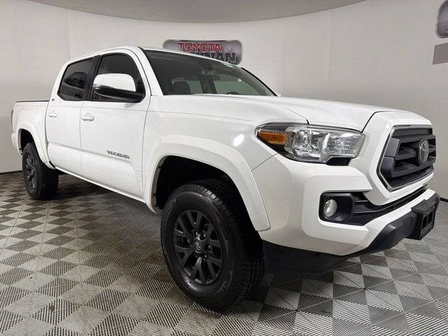 2022 Toyota Tacoma SR5 4WD photo