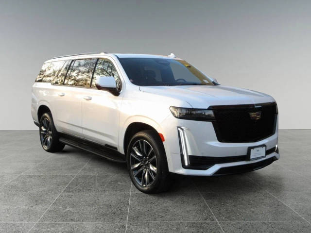 2022 Cadillac Escalade ESV Sport 4WD photo