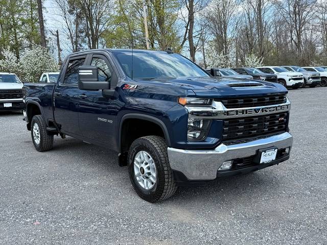 2022 Chevrolet Silverado 2500HD LT 4WD photo