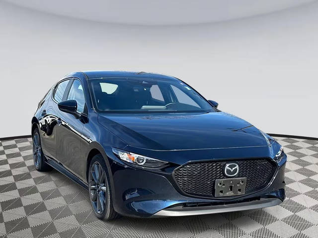 2022 Mazda 3 Select FWD photo