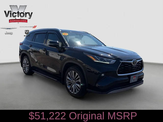 2022 Toyota Highlander Platinum AWD photo