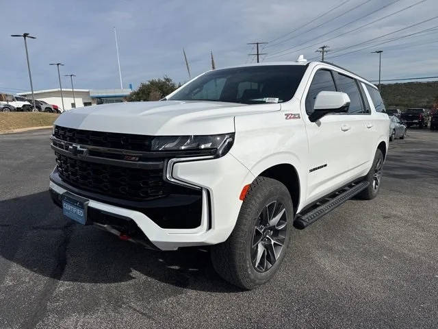 2022 Chevrolet Suburban Z71 4WD photo