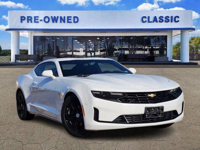 2022 Chevrolet Camaro 1LT RWD photo