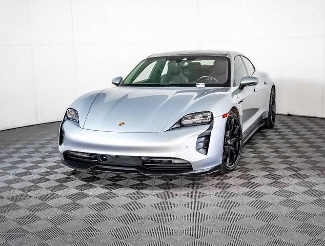 2022 Porsche Taycan GTS AWD photo