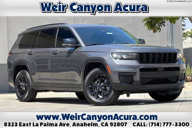 2022 Jeep Grand Cherokee L Altitude 4WD photo