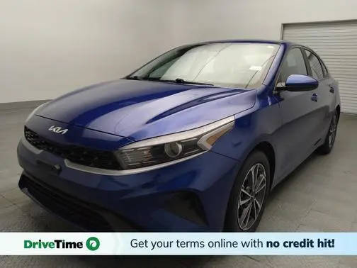 2022 Kia Forte LXS FWD photo