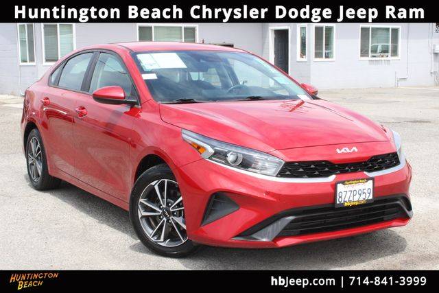 2022 Kia Forte LXS FWD photo