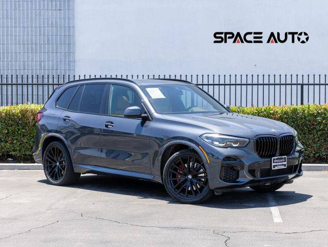 2022 BMW X5 xDrive40i AWD photo