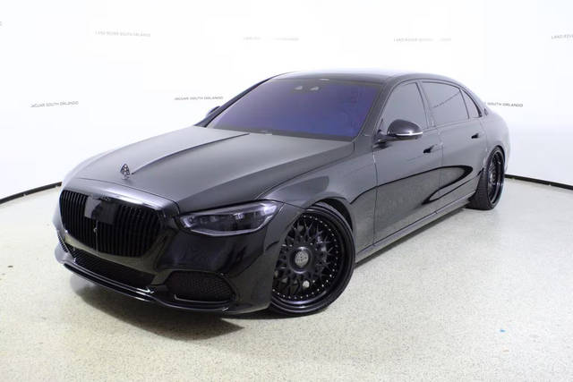 2022 Mercedes-Benz S-Class Maybach S 580 AWD photo