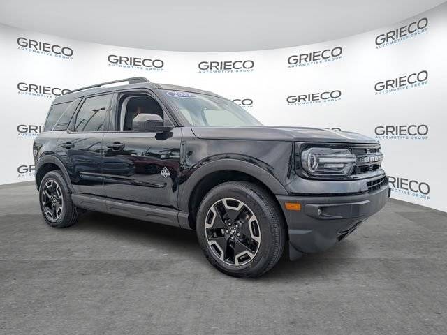 2021 Ford Bronco Sport Outer Banks 4WD photo
