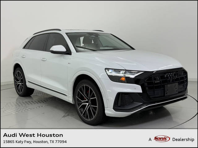 2022 Audi Q8 Premium Plus AWD photo