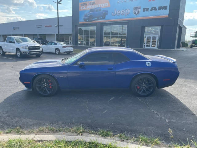 2021 Dodge Challenger R/T RWD photo