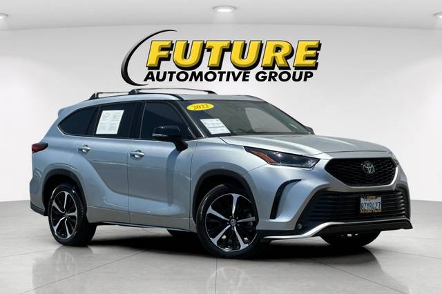 2022 Toyota Highlander XSE AWD photo