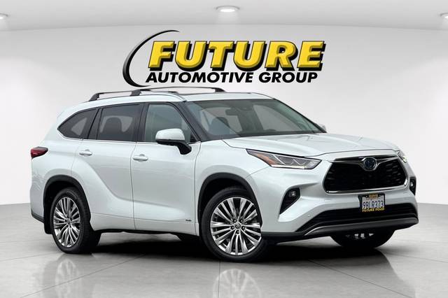 2022 Toyota Highlander Hybrid Platinum AWD photo