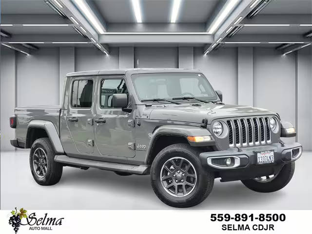 2022 Jeep Gladiator Overland 4WD photo