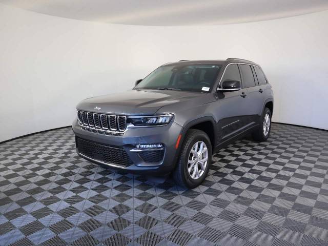 2022 Jeep Grand Cherokee Limited 4WD photo