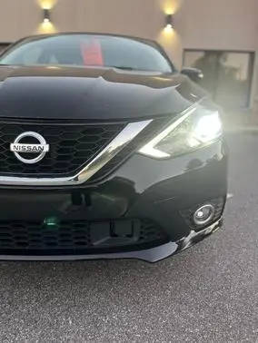 2019 Nissan Sentra SR FWD photo