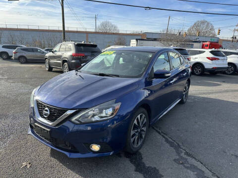 2019 Nissan Sentra SR FWD photo