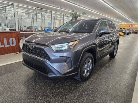 2022 Toyota RAV4 XLE AWD photo