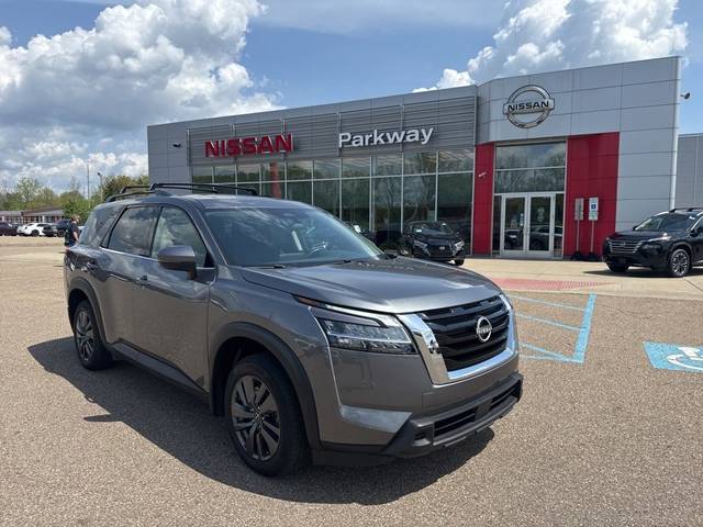 2022 Nissan Pathfinder SV 4WD photo