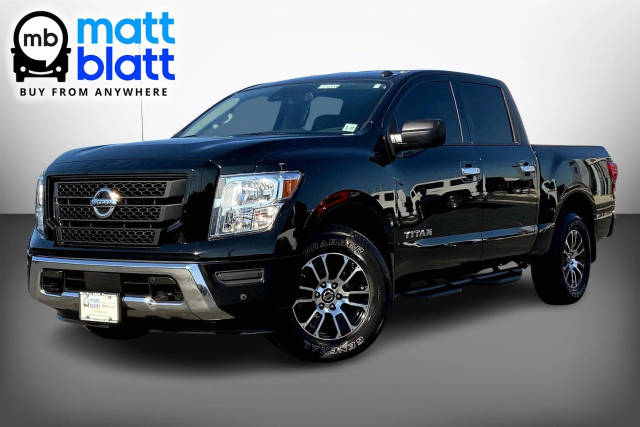 2021 Nissan Titan SV 4WD photo