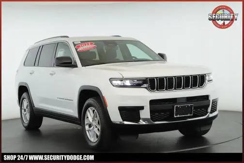 2022 Jeep Grand Cherokee L Laredo 4WD photo