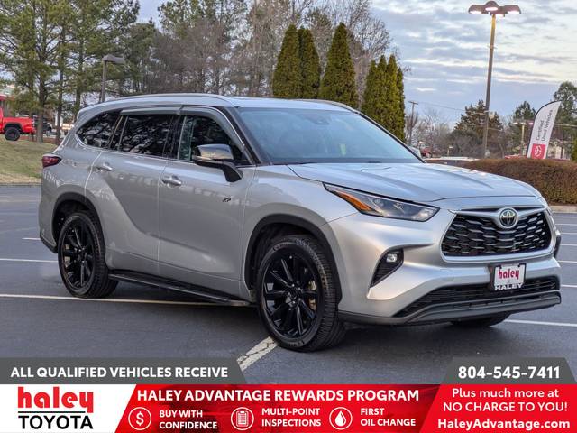 2022 Toyota Highlander XLE FWD photo